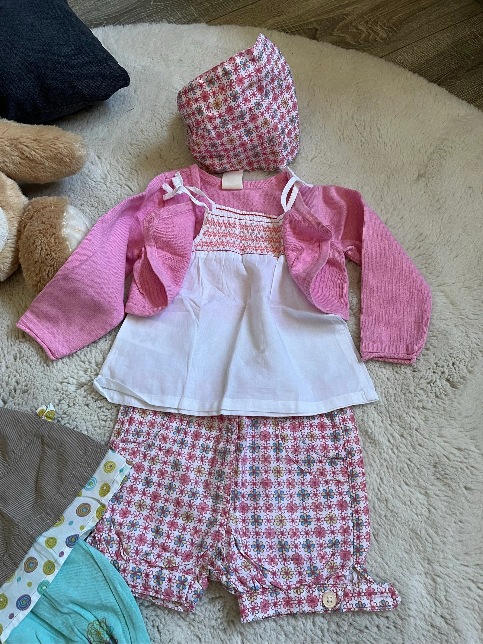 Lot ensembles bébé fille 6 mois – photo 3